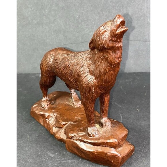 Rare Coyote Figurine Howling Western Standing On Rocks Vtg 1995 7.5" Red Mill - Picture 2 of 7